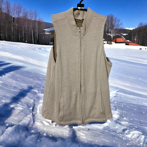 Beige Sleeveless Fleece Vest with Zipper - Picture 1 of 7